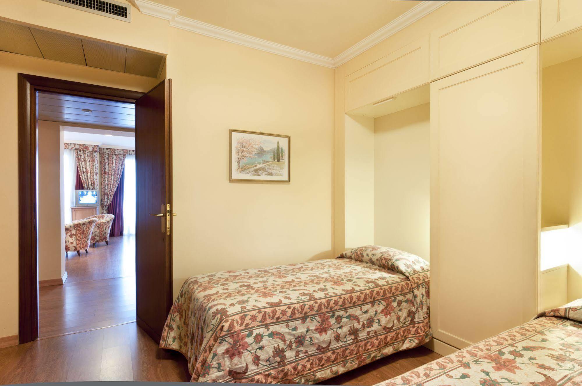 Hotel Carl & Do Baveno Zewnętrze zdjęcie